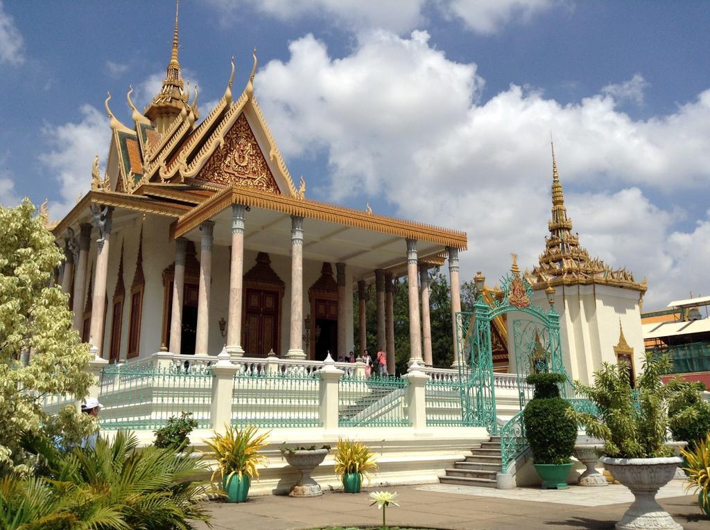 Discovery Hotel Phnom Penh Eksteriør billede